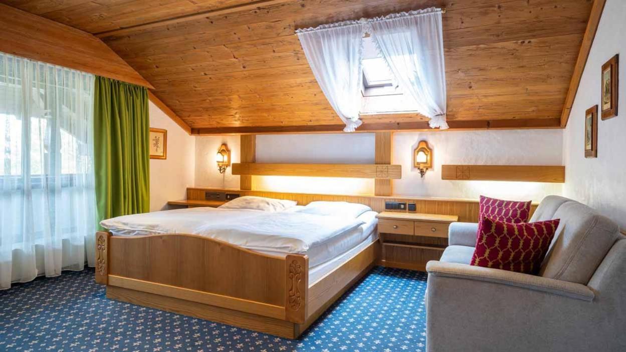 Hotel Alpina Hagnau Exterior photo