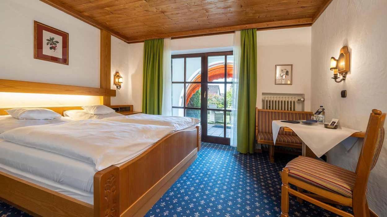 Hotel Alpina Hagnau Exterior photo