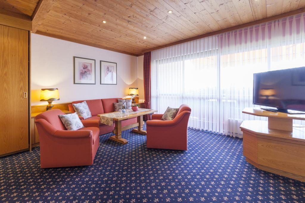 Hotel Alpina Hagnau Exterior photo